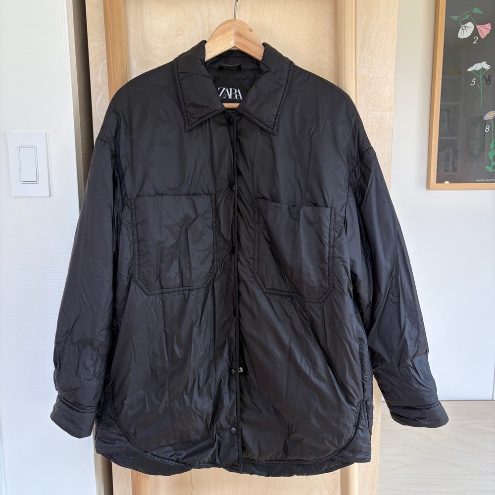 Zara  Black Puffy Schacket